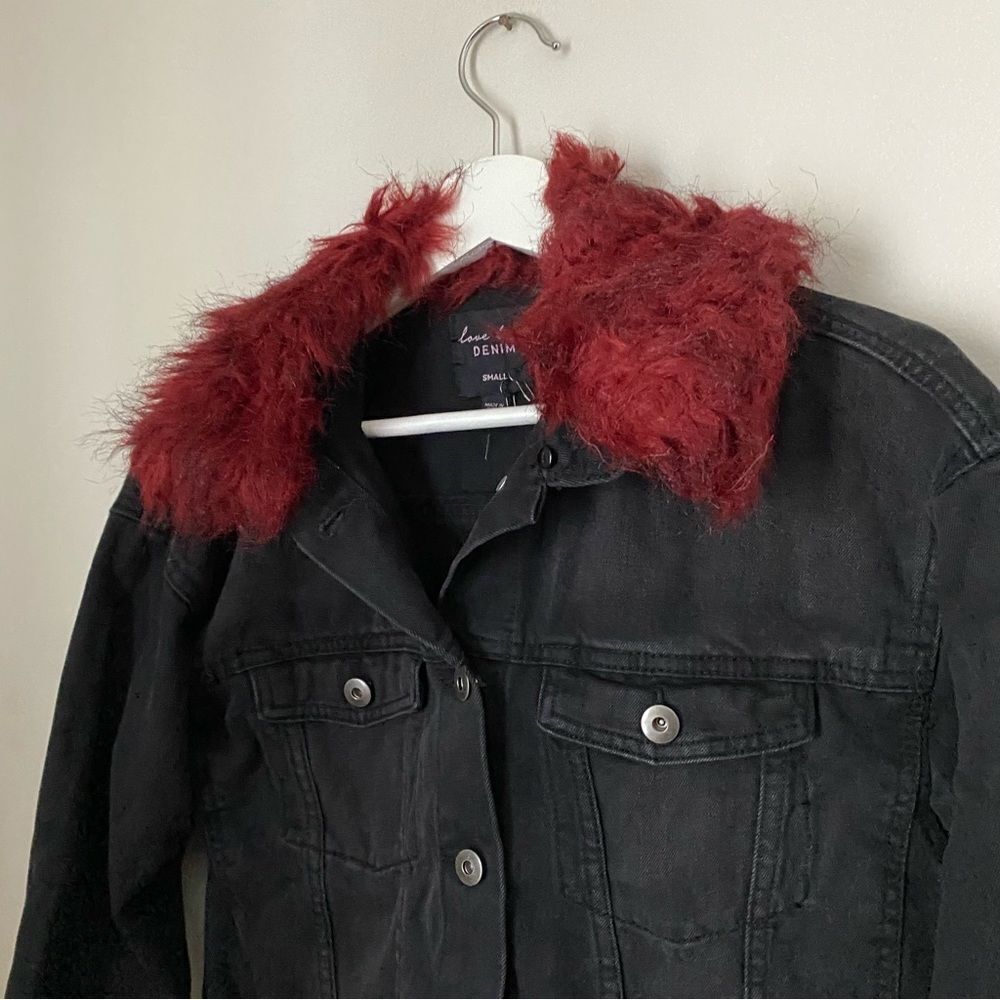 Love Tree Denim Jacket Black Red Fur Collar Removable Casual Fall Vibes - Picture 4 of 11